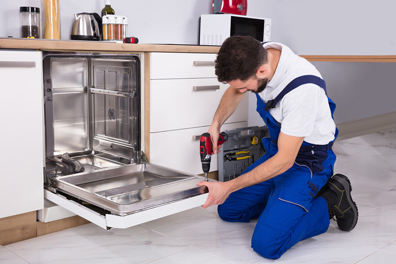 Hausgeräte-Service bei Elektro Freund in Freyburg