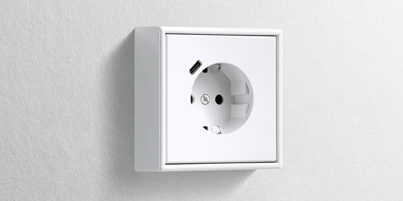 Erweiterter Anschlussraum für die Nachrüstung bei Elektro Freund in Freyburg